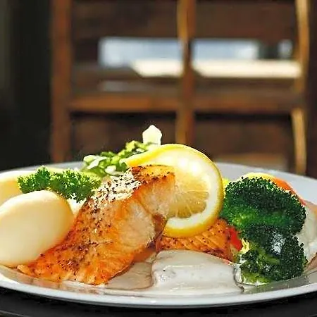 Grimstad Vertshus Hotel 3*
