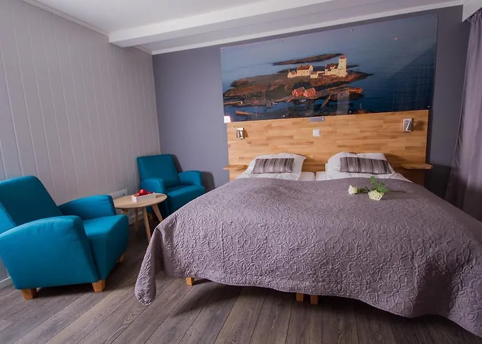 Grimstad Vertshus Отель 3*